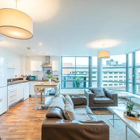 Apartment Modern 2-bed - Walk To Uni & Lgi