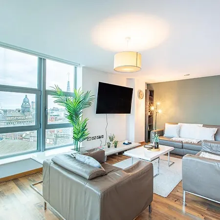 Modern 2-bed - Walk To Uni & Lgi * Leeds (West Yorkshire)
