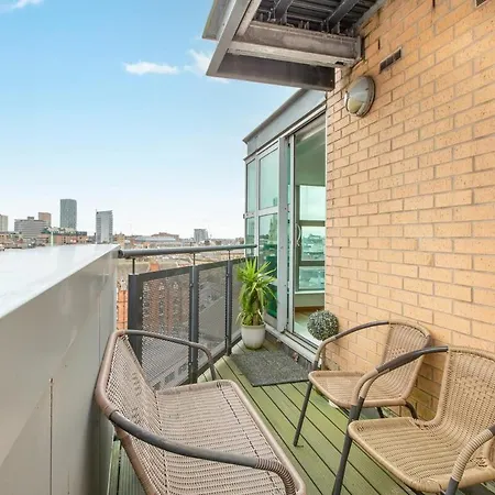 Modern 2-bed - Walk To Uni & Lgi Apartment